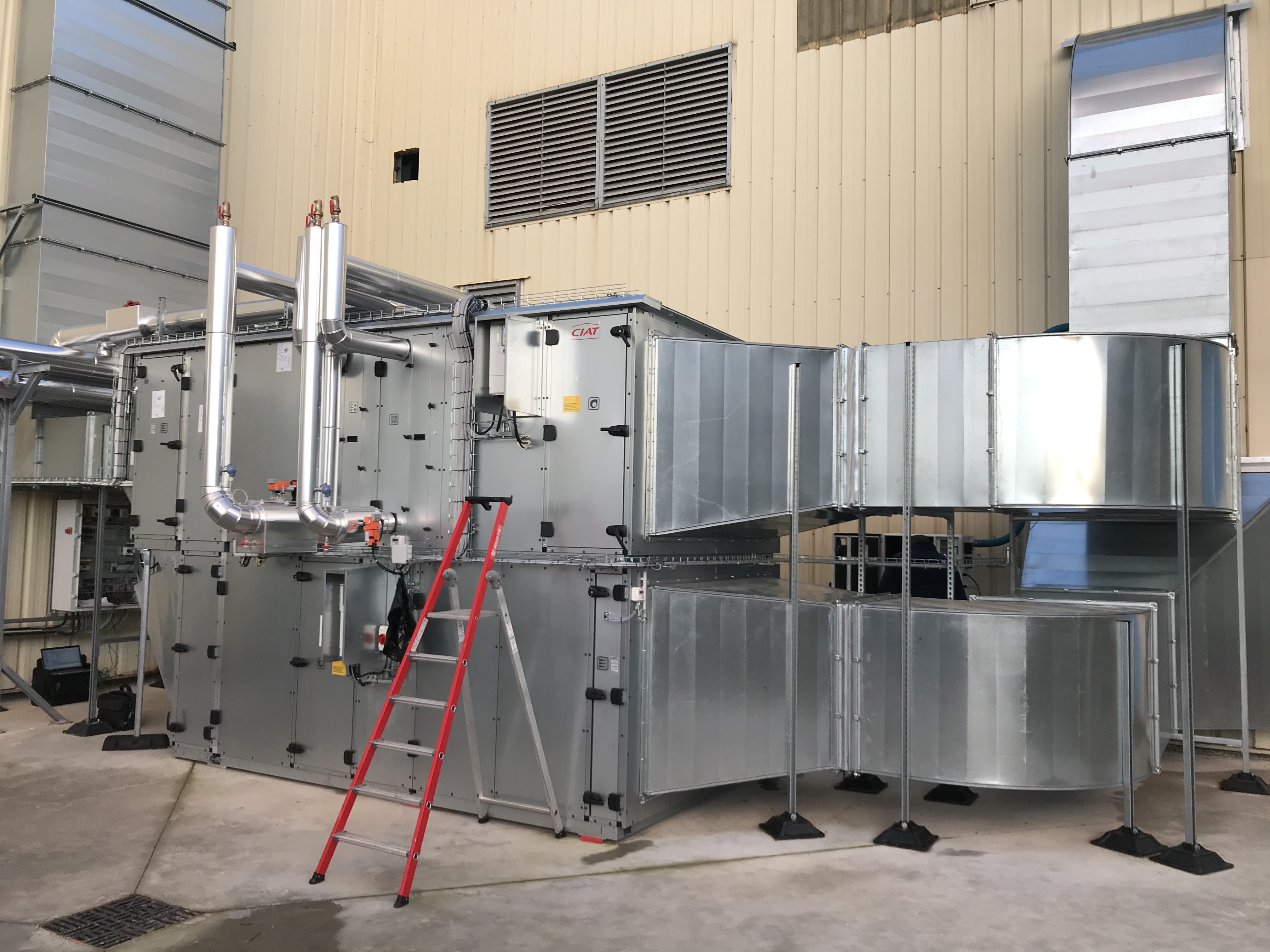 Caisson de traitement d'air double flux